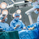 Illustration for article titled Johns Hopkins Doctors Perform First Successful Surgery On Broken Thumbem/em